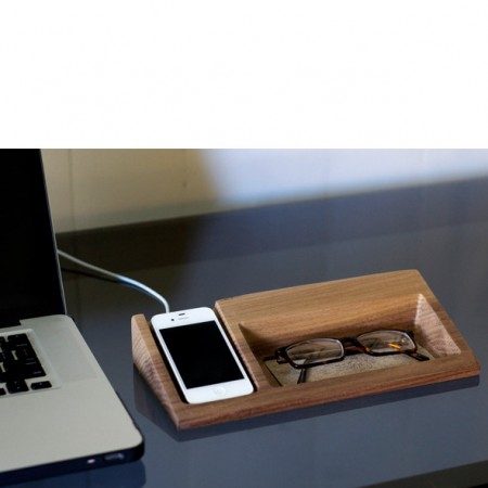 Bushakan iPhone dock