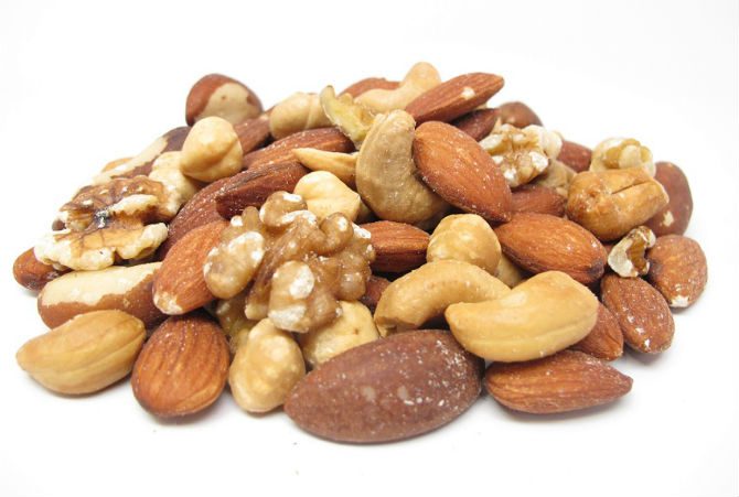 proteinrika snacks nötter