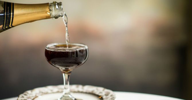 black velvet drink cocktail