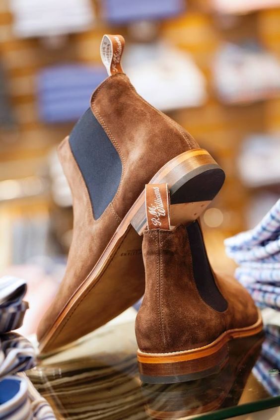 tidlösa klädesplagg chelsea boots