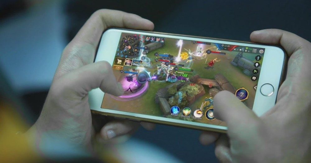 mobilspel arena of valor