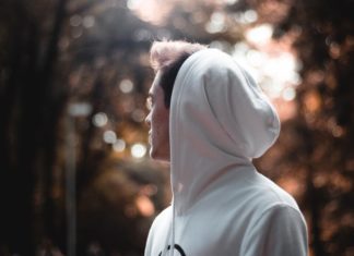profilkläder med tryck hoodie