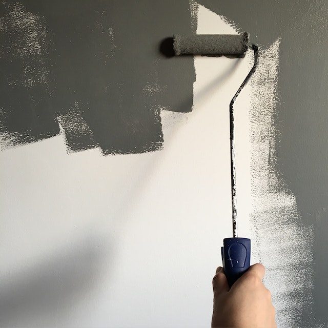 måla om vägg hemma