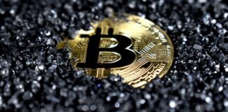 bitcoin i svart kristallsand