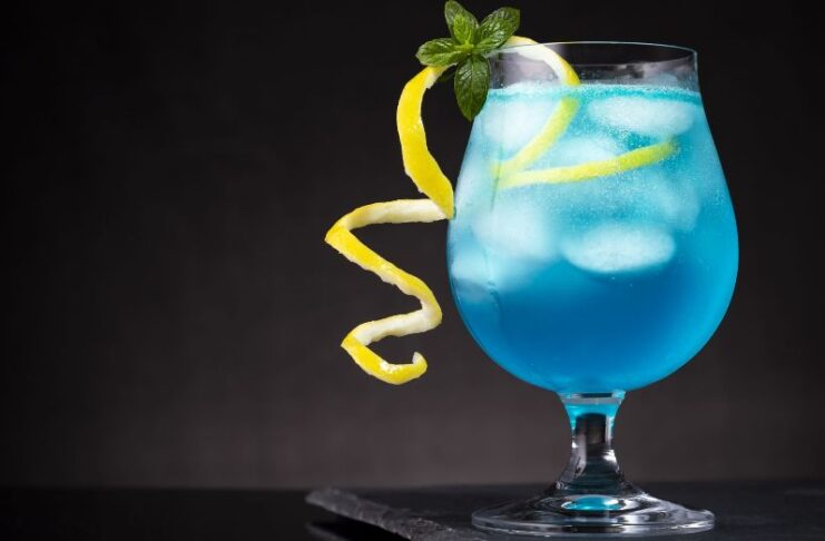 blue lagoon drink recept