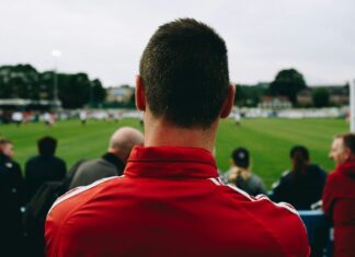 sportsbetting man fotbollsplan