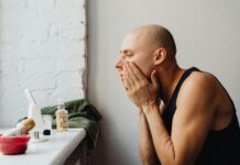 skonsam hudvård för män