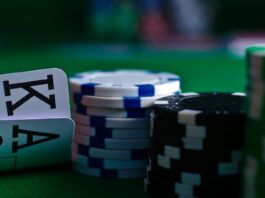 poker marker och spelkort